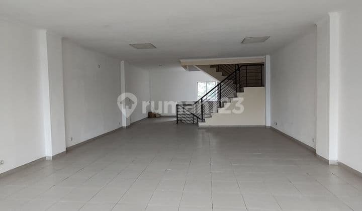 SHOPHOUSE IN SPECTRA ALAM SUTERA TANGERANG. SIZE 6X23.