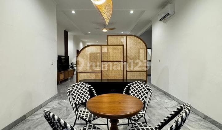 Ready-to-occupy and fully furnished house in Pluit, North Jakarta. 4 Bedroom