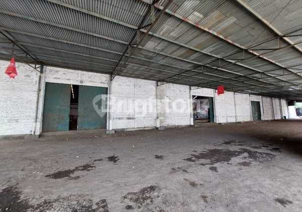 GUDANG LUAS AKSES CONTAINER DEKAT GERBANG TOLL KOTA MALANG