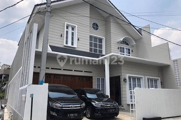 JUAL CEPAT RUMAH CANTIK MODERN 2 LT SIAP HUNI DI CIMANGGIS DEPOK