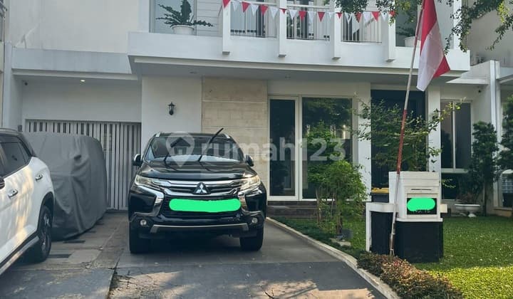 Rumah ******** Bersih Rapi