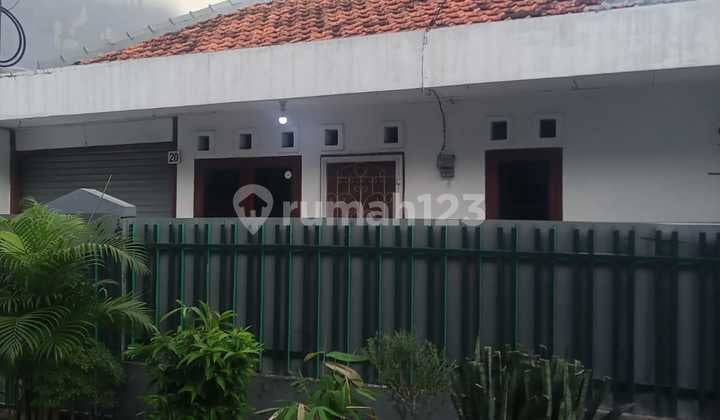 DiJual Rumah Lokasi Strategis Di Tomang DiJual Rumah Lokasi Strategis Di Tomang