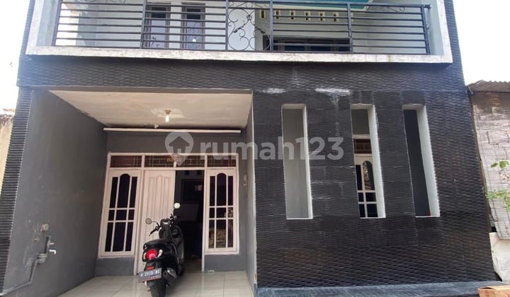 Rumah Bagus Siap Huni Stratgeis di Jalan Pondok Raden Patah