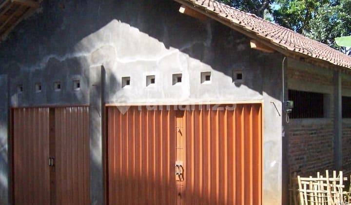 Premium Land and Building Ready to Occupy Near Bawen Toll Road