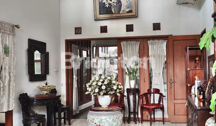 Rumah Mewah Terawat Harga Spesial di Taman Bougenville Estate Caman Jatibening Pondok Gede akses dekat 2 Pintu Tol