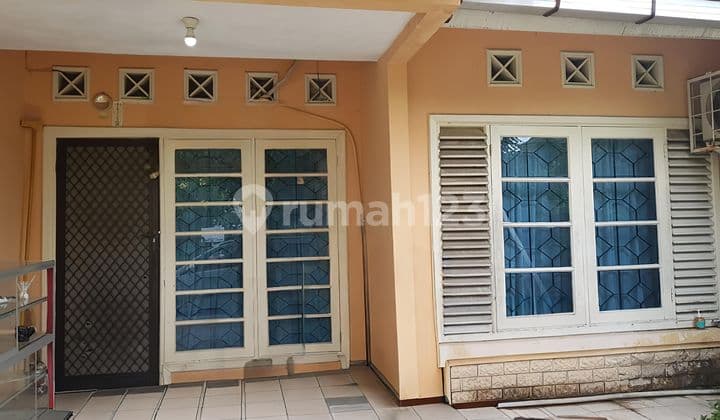 Disewakan Rumah di Pantai Mentari