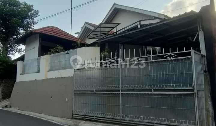 dijual rumah semi furnish di daerah patikraja, banyumas