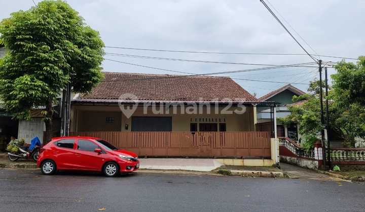 disewakan rumah non perum akses mobil di purwokerto barat