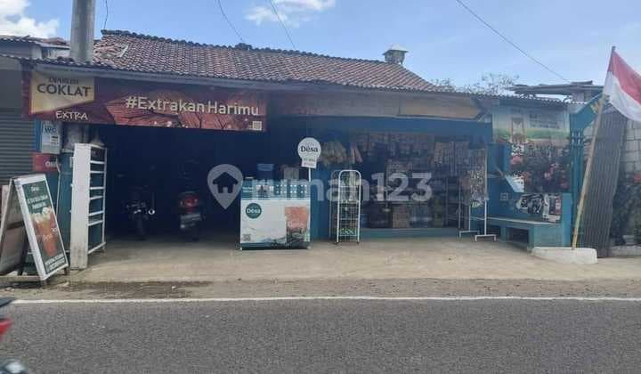 dijual rumah mungil ada kios di daerah karanglewas Purwokerto
