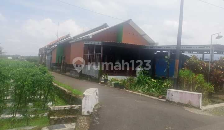 For sale: hook view rural house in Sumbang, Banyumas