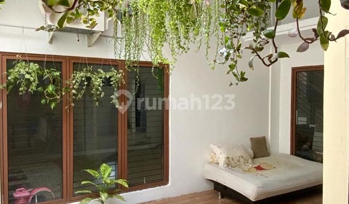 Nice House with Certificate in Villa Melati Mas, South Tangerang