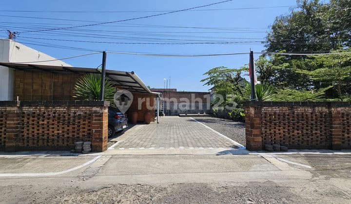 Nice, Spacious, Ready-to-Occupy House in Banjarsari, Solo