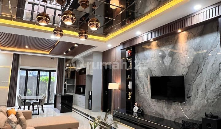 Rumah Mewah Bagus Minimalis Luas Cluster Elite Colomadu Solo