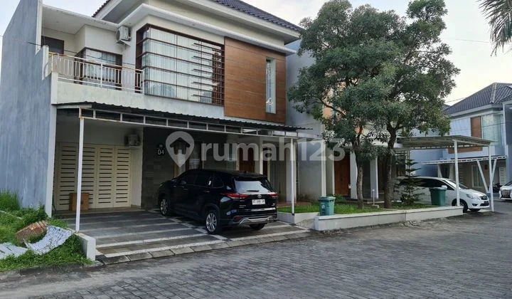 Rumah Mewah Minimalis Di Cluster Elite Dekat Mall Solo Baru