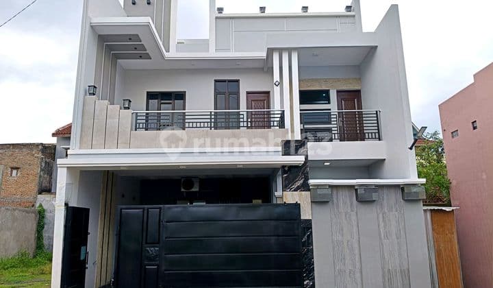 New Minimalist Good House Fresh in Sumber Banjarsari Solo