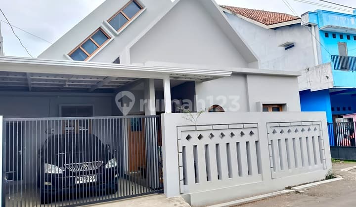 Rumah Bagus Bangunan Baru Full Furnish di Gonilan Dekat Colomadu Solo