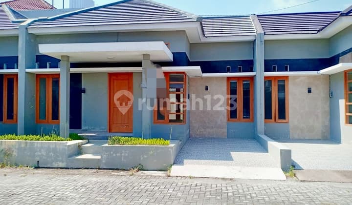 Rumah Bagus Minimalis Murah Di Cluster Colomadu Solo