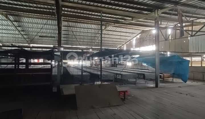 Gudang Siap Pakai 2 Lantai di Rawa Buaya Akses Kontainer LB 1000M2 Jakarta Barat