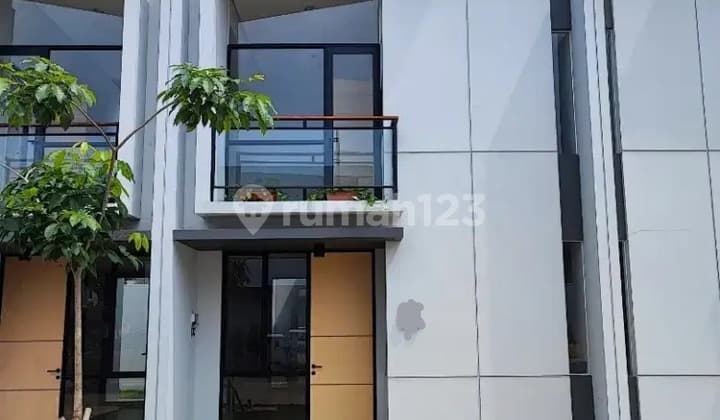 Rumah Cantik 2 Lantai Siap Huni Cendana Gardn Britania Karawaci LT 85M2 Tangerang