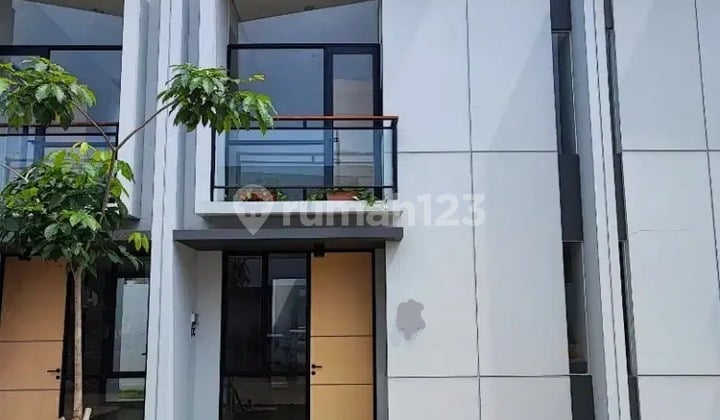 Rumah Cantik 2 Lantai Siap Huni Cendana Gardn Britania Karawaci LT 85M2 Tangerang