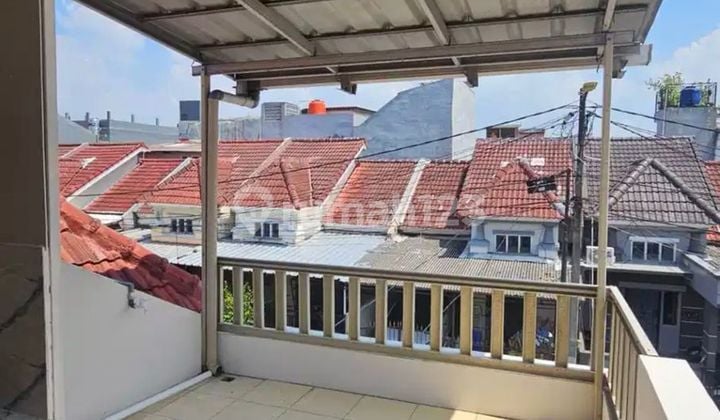 Sewa Rumah Taman Royal LT 90M2 Tangerang