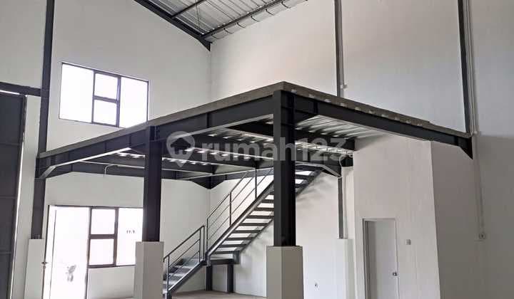 Gudang Airport City Access Container LT 10X30m2 Tangerang