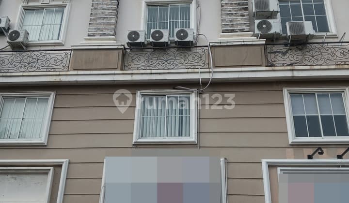 Ruko Cbd Green Lake City Hadap Boulevard LT 4.5X15m2 Jakarta Barat