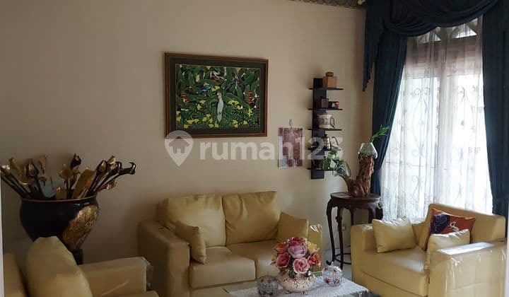 Rumah 2 Lantai Kondisi Masih Bagus Di Dalam Komplek Rempoa Bintaro