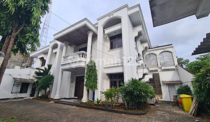 DIJUAL RUMAH 2 LANTAI BERIKUT KOS KOSAN DAN TEMPAT USAHA TERSEWA DI JOGLO RAYA
