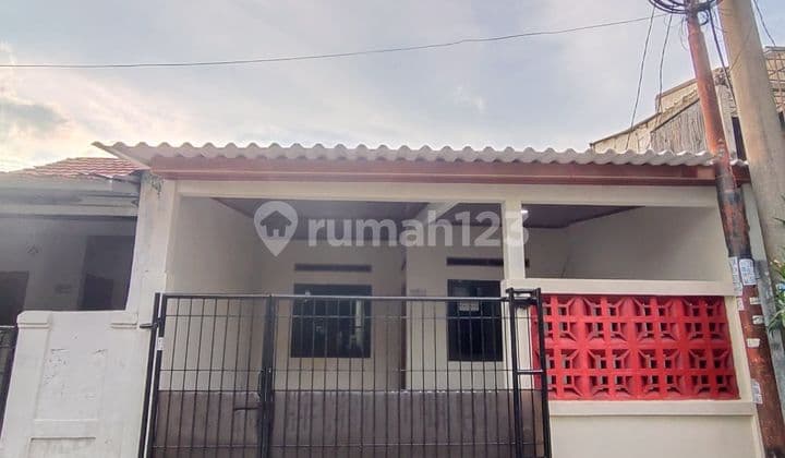 Dijual Rumah Minimalis Baru Renov Megasentul Alamanda