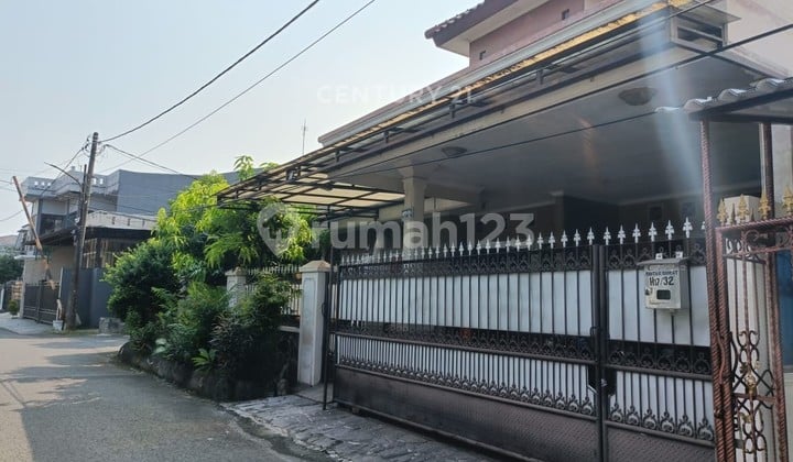 For Sale: Beautiful House in Pulo Gebang Permai, Cakung, East Jakarta