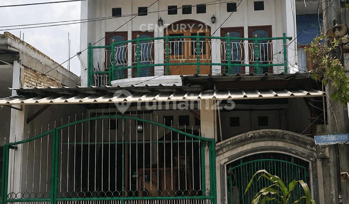 A beautiful, move-in ready house for sale in Taman Harapan Baru Bekasi.