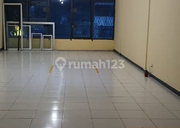 Ruko Gandeng Murah, Teluk Gong Raya. Jakarta Utara. 3 Lantai. Shm.