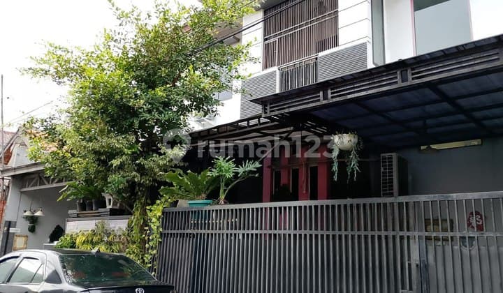 Dijual Rumah 2 Lantai Didaerah Strategis Jakarta Pusat