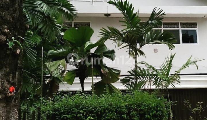 Dijual Siap Huni Atau Jadi Kantor di Hasyim Asy Hari, Jakarta Pusat.