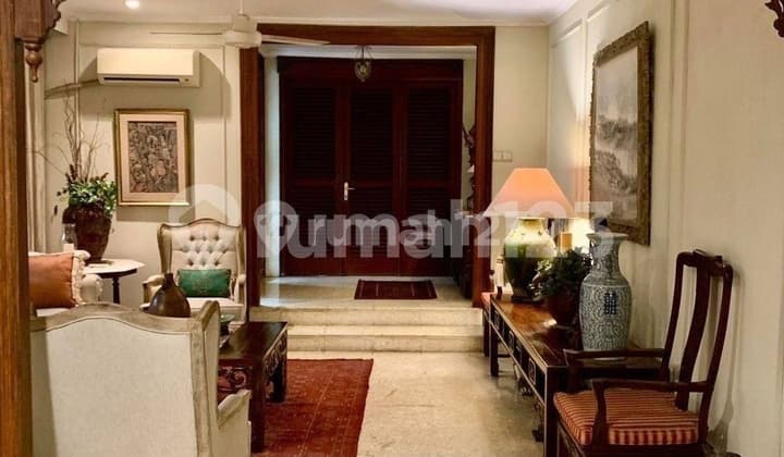 Dijual Rumah Asri Siap Huni Kemang Selatan, Jakarta Selatan.