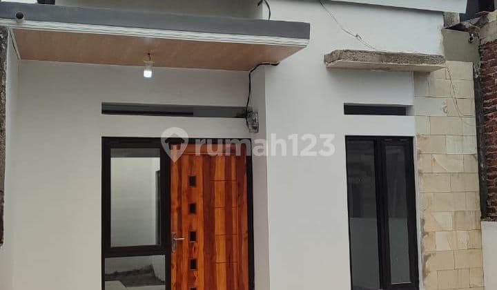 Rumah Di Jalan Sadangsari Baru Shm Utara