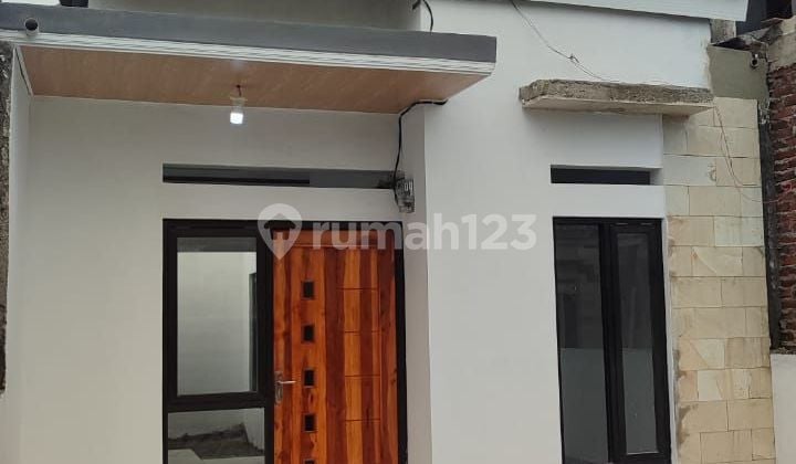 Rumah Di Jalan Sadangsari Baru Shm Utara