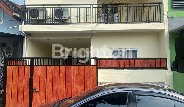 Rumah cantik 2 lantai siap huni dalam cluster Graha Bintaro