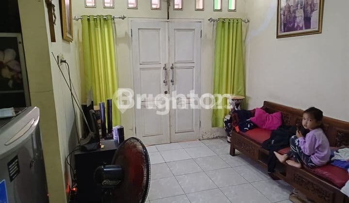 Rumah murah dan bagus Graha Raya