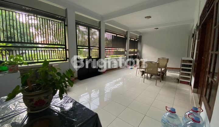 rumah bagus lokasi strategis dalam komplek Deplu tangerang