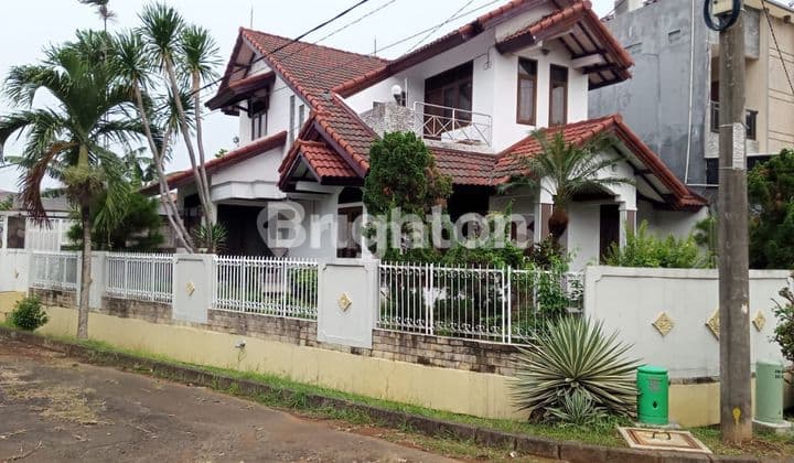 Rumah besar bagus hook di Melati Mas