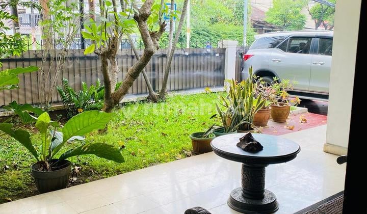 Rumah Mewah Luas 2 Lantai Di Slipi Jakarta Barat