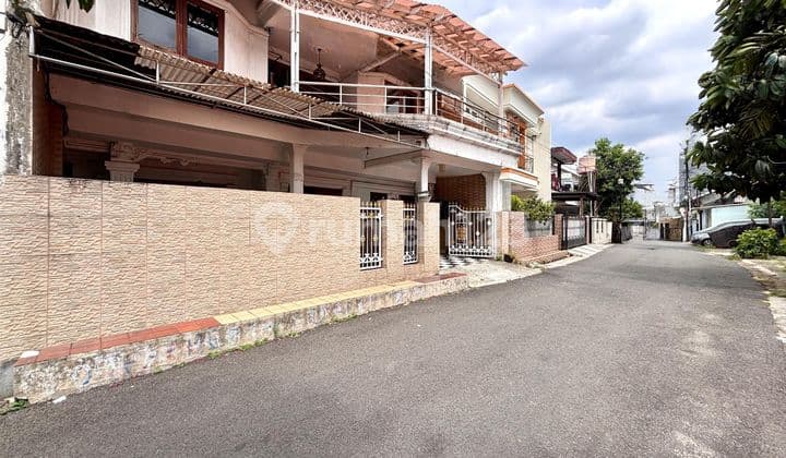 Dijual Rumah Akses Jalan Lebar dan Dekat dengan Ecopark