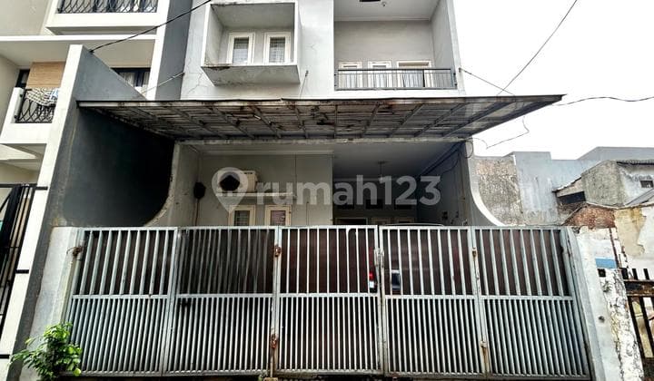 Murah Rumah di Tebet lt 2