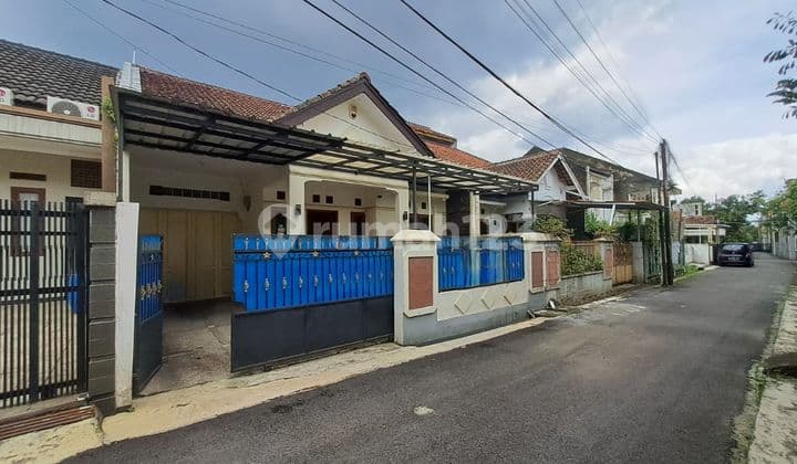 Dijual Rumah Minimalis Lokasi Strategis di Buahbatu Bandung