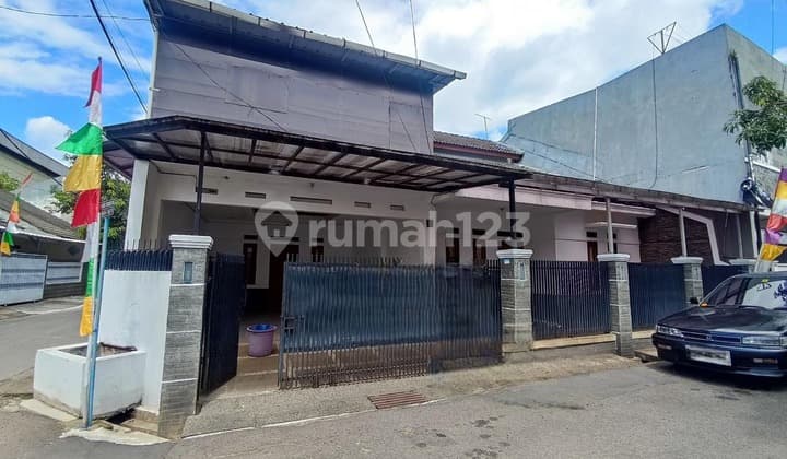 Dijual Rumah Lokasi Strategis Margahayu Raya Bandung