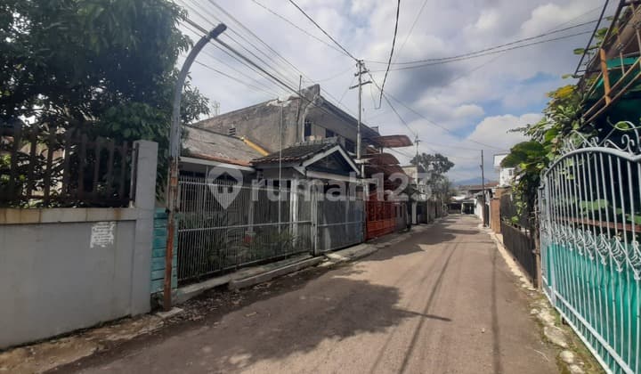 For Sale Sukaluyu House Near Gedung Sate, Bandung City, Strategic Location