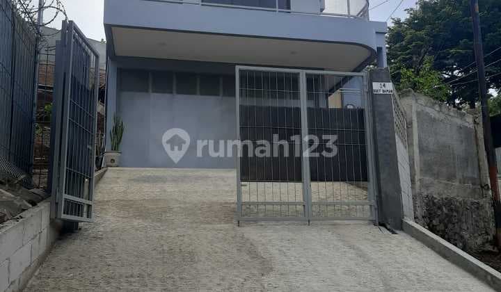 For Sale Semi-Furnished Villa House with City View in Setiabudi, Bandung