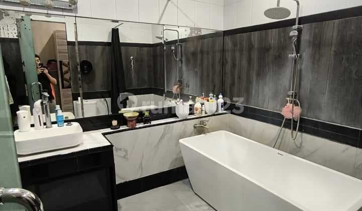 2-Story House 5x25 in South Meruya